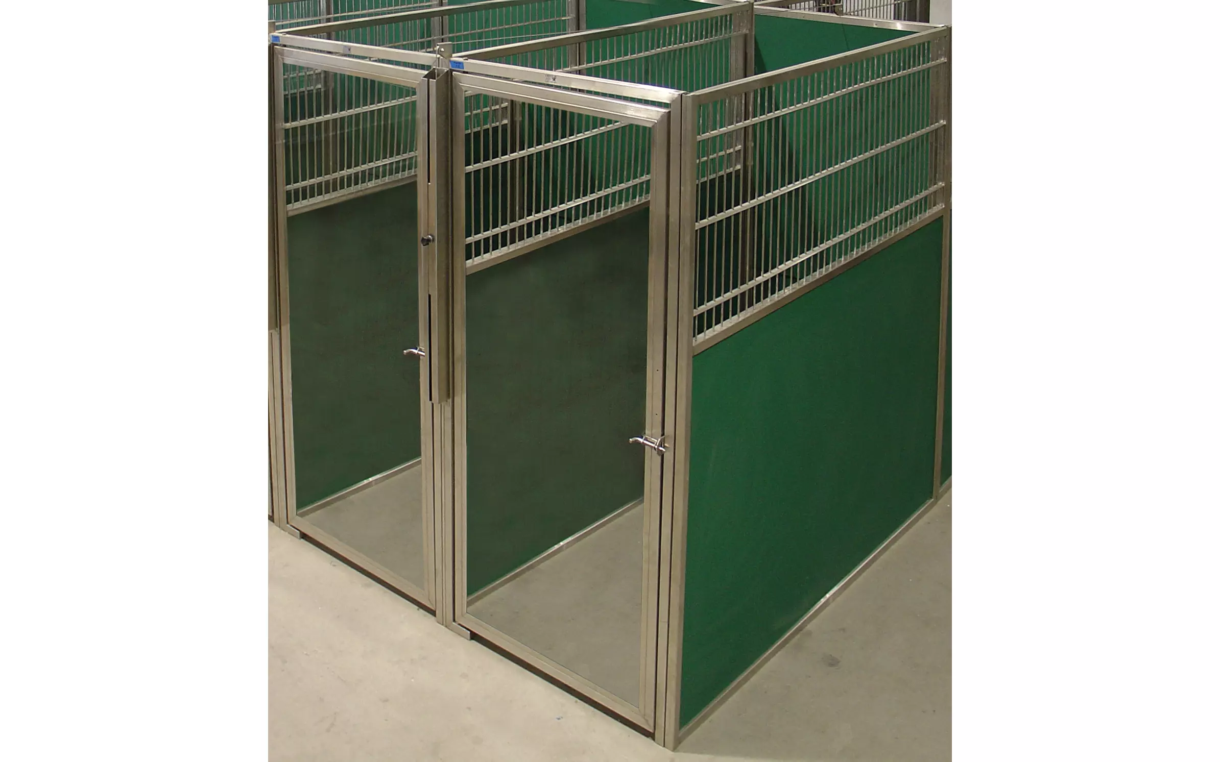 dog kennel doors 3